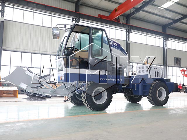 Self Loading Concrete Mixer From China
