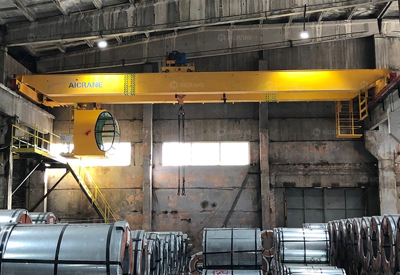 overhead crane for metal fabrication