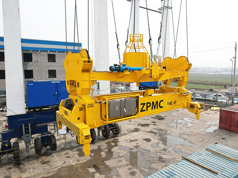 gantry crane for container handling